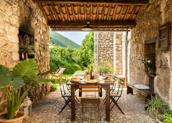 Borgo Di Pianciano 스폴레토