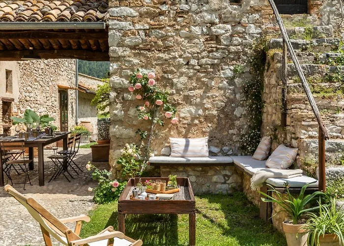 펜션 Borgo Di Pianciano 스폴레토