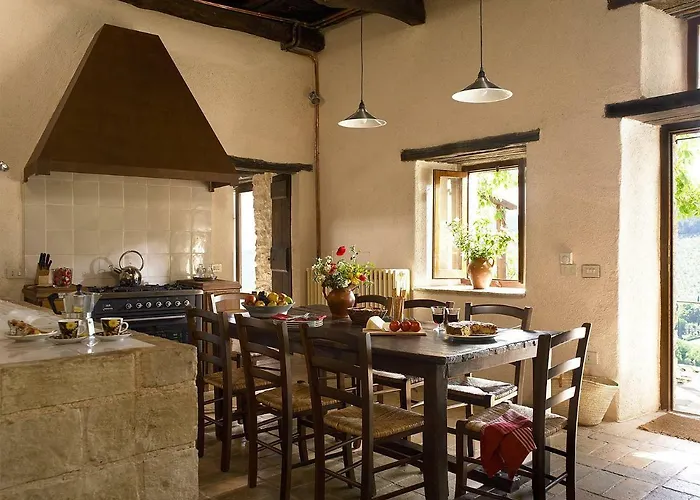 Borgo Di Pianciano 펜션 스폴레토