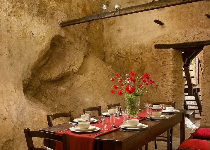 Borgo Di Pianciano 스폴레토