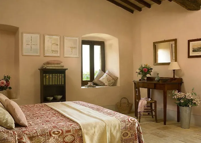 펜션 Borgo Di Pianciano